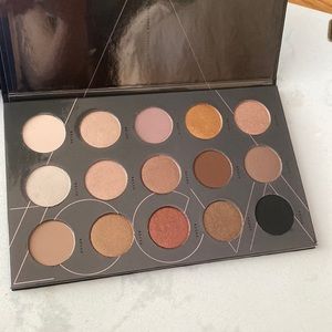 Zoeva Nude Spectrum Eyeshadow Palette NIB